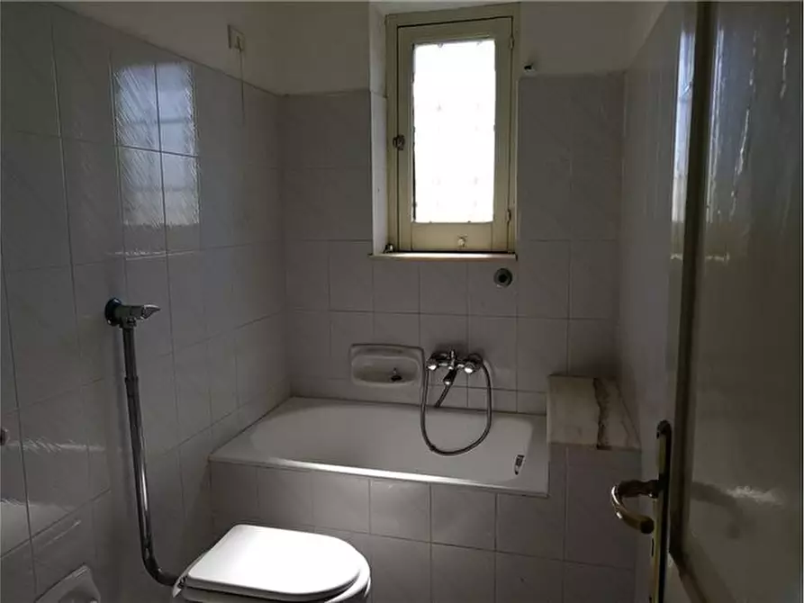 Immagine 17 di Casa indipendente in vendita  a Noto