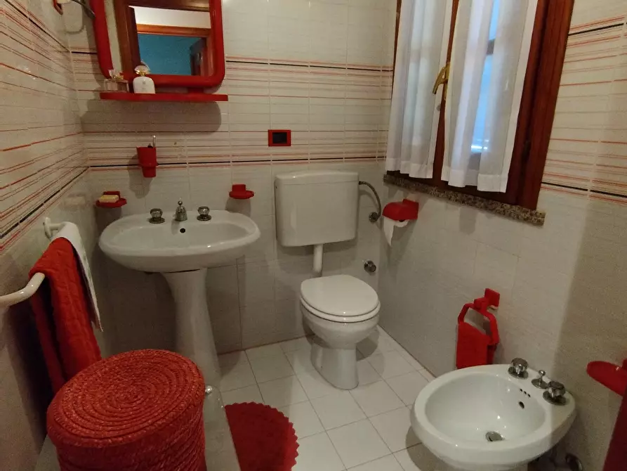 Immagine 20 di Villa in vendita  in Via Carlo Goldoni 23 a Siracusa