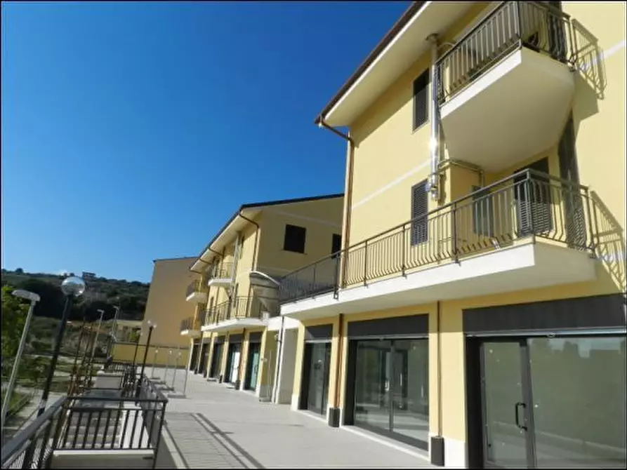 Immagine 18 di Appartamento in vendita  in Via Vittorio Emanuele III 581 a Canicattini Bagni