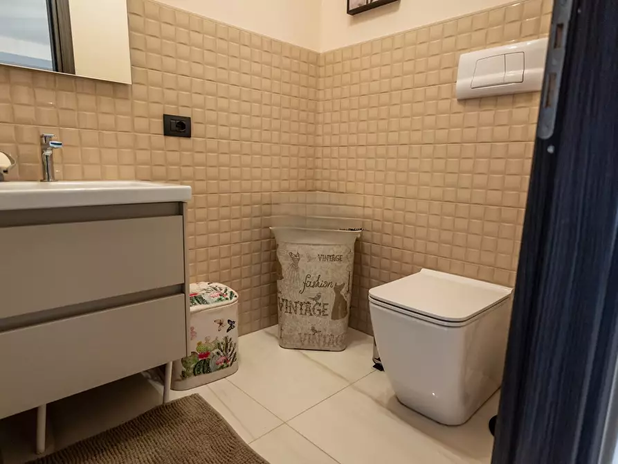 Immagine 32 di Villa in vendita  in Via Vincenzo Bellini 163 a Piedimonte Etneo