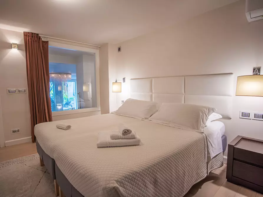 Immagine 76 di Villa in vendita  in Salita Giafari 25 a Taormina