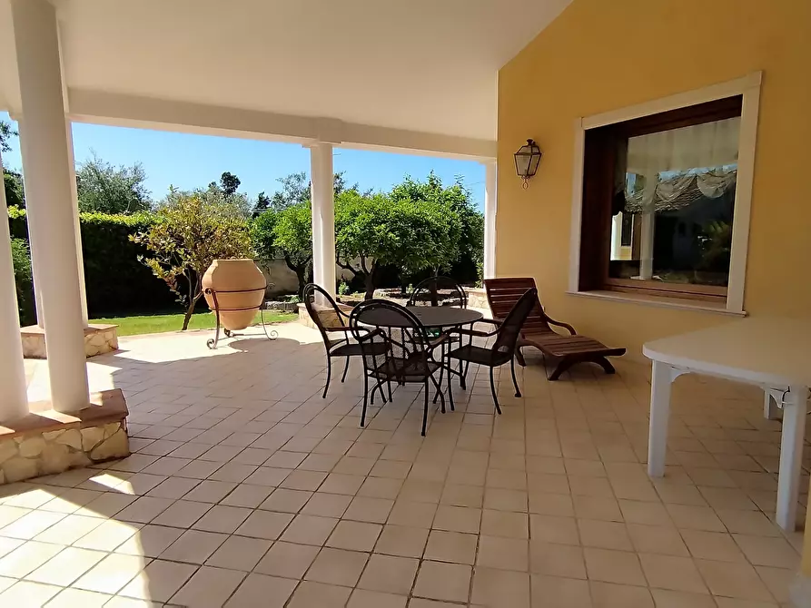 Immagine 11 di Villa in vendita  in Strada Tremmilia 143 a Siracusa