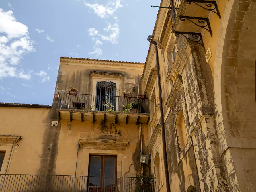 Immagine 36 di Casa indipendente in vendita  in Via Camillo Benso Conte di Cavour 48 a Noto