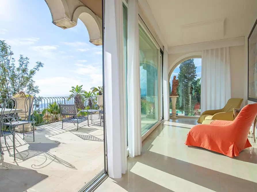 Immagine 11 di Villa in vendita  in Salita Giafari 25 a Taormina