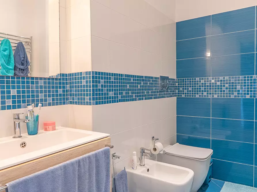 Immagine 14 di Appartamento in vendita  in Via Corsica 3 a Siracusa