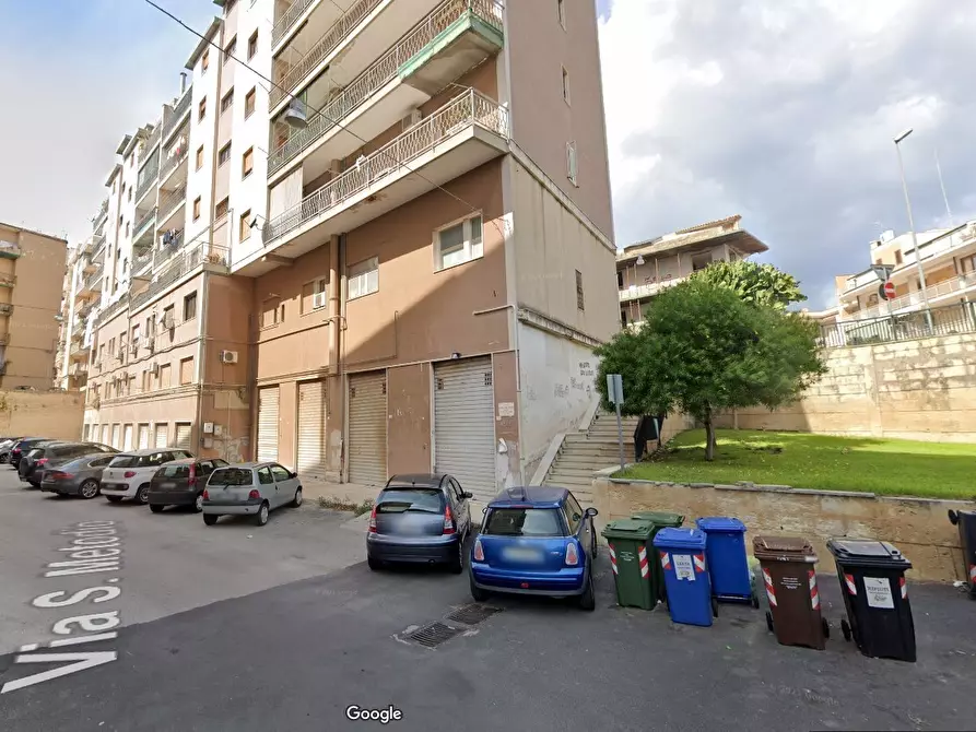 Immagine 1 di Locale commerciale in vendita  in metodio 17-27 a Siracusa