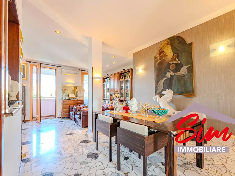 Immagine 6 di Pentalocale in vendita  in Baluardo La Marmora 19 a Novara