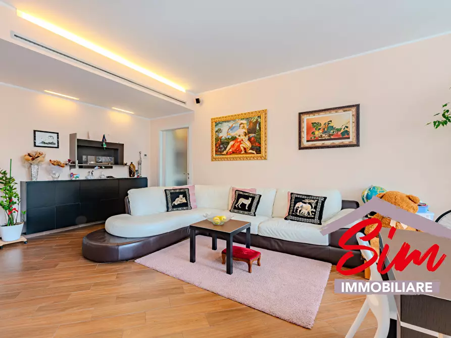 Immagine 10 di Trilocale in vendita  in Via Andrea Costa 19 a Novara