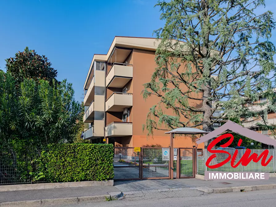 Immagine 37 di Trilocale in vendita  in Via Vanvitelli snc a Novara