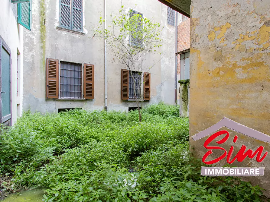 Immagine 25 di Locale commerciale in vendita  in Via Fratelli Rosselli sn a Novara