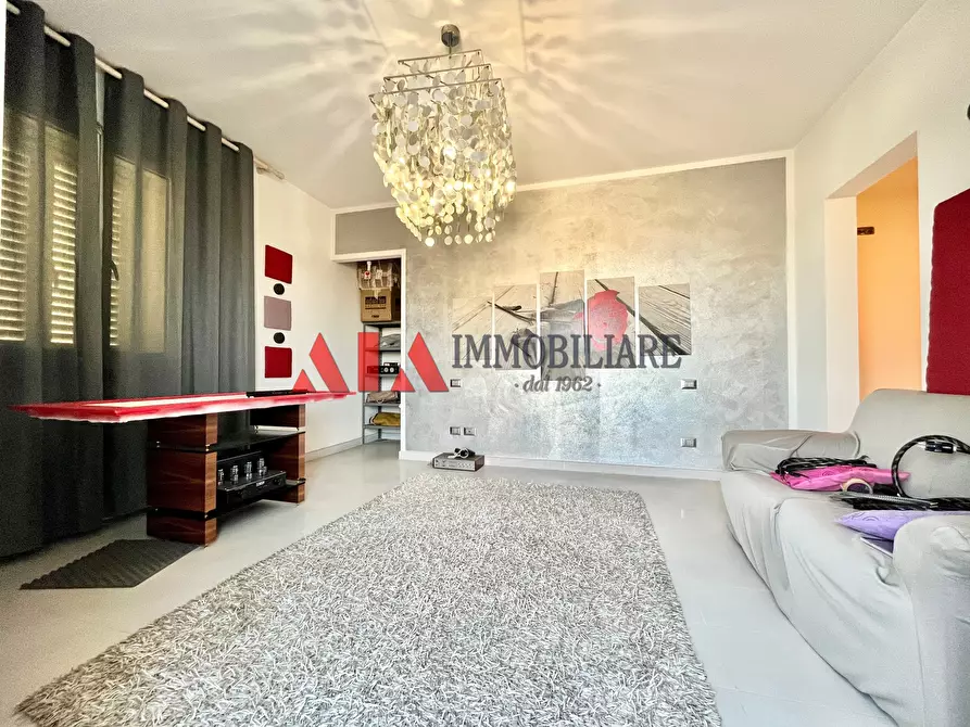 Immagine 7 di Villa in vendita  in Via delle Croci a Bientina