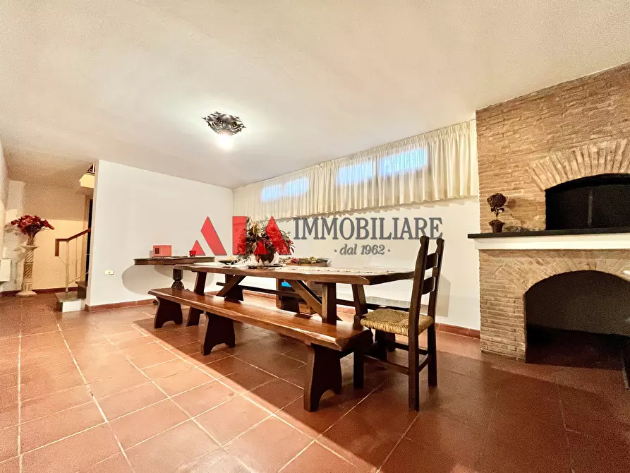 Immagine 35 di Villa in vendita  in Via Palermo a Pontedera