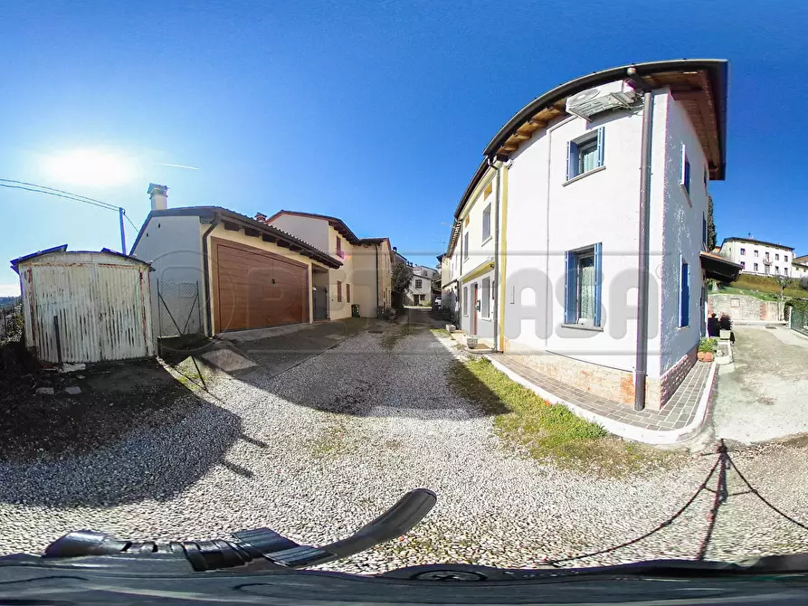 Immagine 30 di Casa semindipendente in affitto  in Via Castello a Monteviale