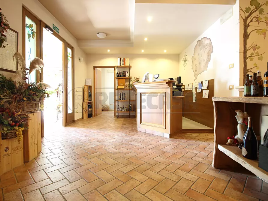 Immagine 8 di Agriturismo in vendita  a Brendola