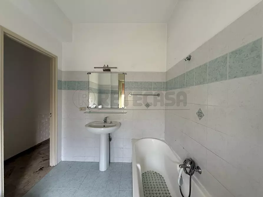 Immagine 17 di Appartamento in vendita  in Strada Comunale Santa Lucia 5 a Messina