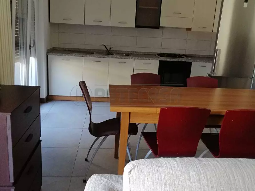 Immagine 1 di Trilocale in affitto  in Corso Matteotti 52 a Montecchio Maggiore