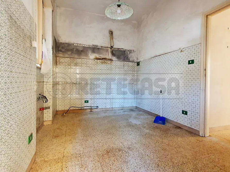 Immagine 6 di Bilocale in vendita  in Via Giuseppe Mazzini 228 a Viareggio