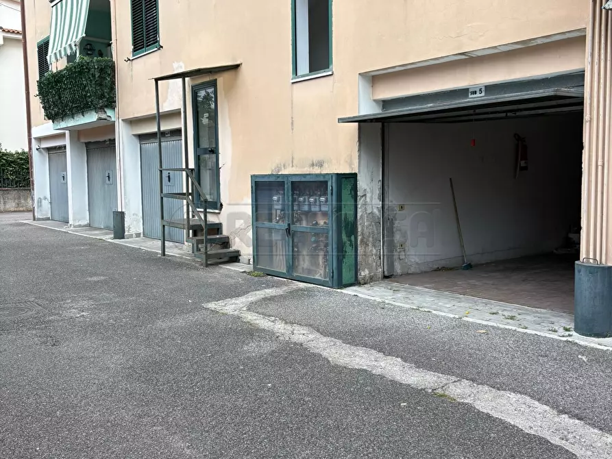 Immagine 48 di Pentalocale in vendita  in Via de Sanctis a Marcianise