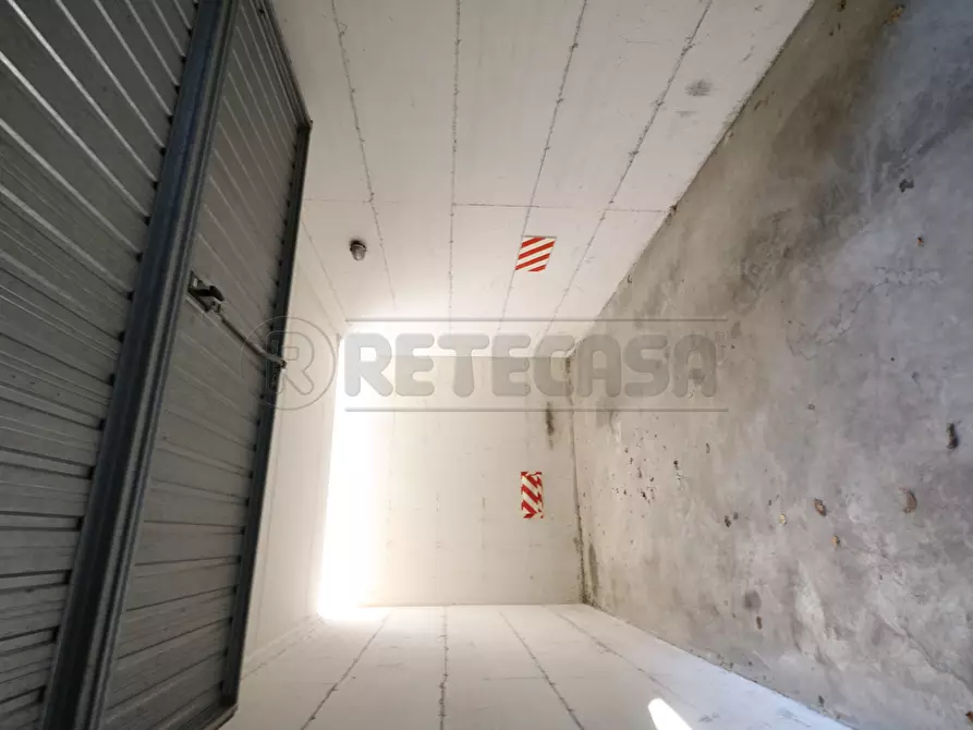 Immagine 5 di Garage in vendita  in Via Valerio Belli a Vicenza