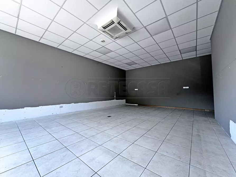 Immagine 4 di Locale commerciale in affitto  in viale trieste 16 a Cornedo Vicentino