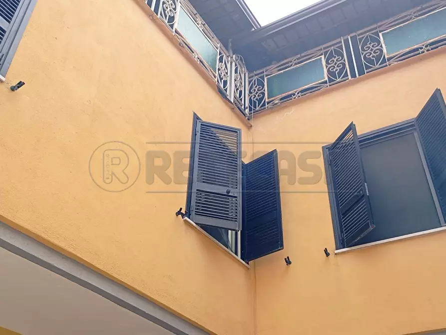 Immagine 2 di Casa trifamiliare in vendita  a Marcianise