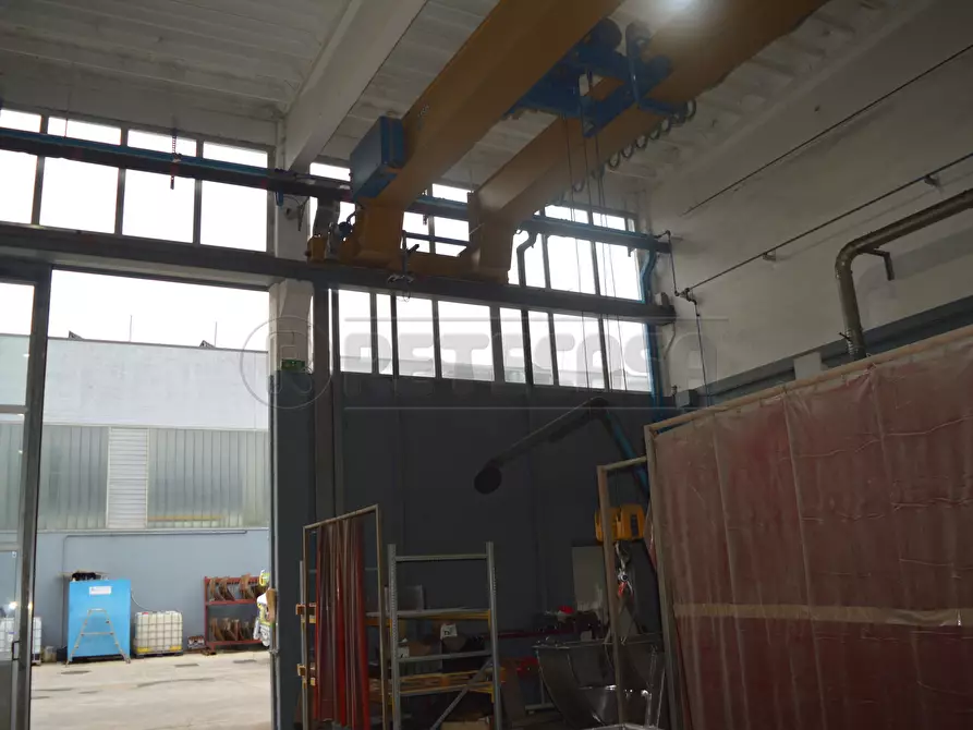 Immagine 12 di Attività artigianale in vendita  in Via Natta 17 a Brendola