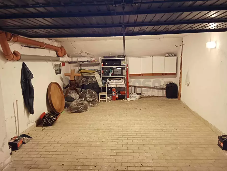 Immagine 1 di Garage in vendita  in Via Giacomo Leopardi 15 a Bergamo