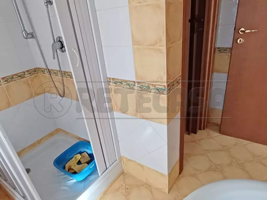 Immagine 7 di Bilocale in vendita  a Capodrise