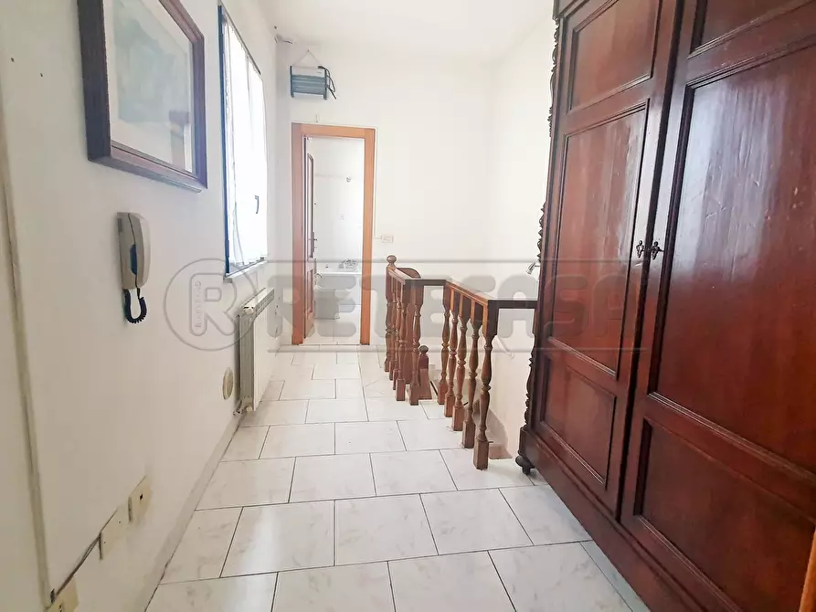 Immagine 10 di Porzione di casa in vendita  in Via Trento 1 a Viareggio