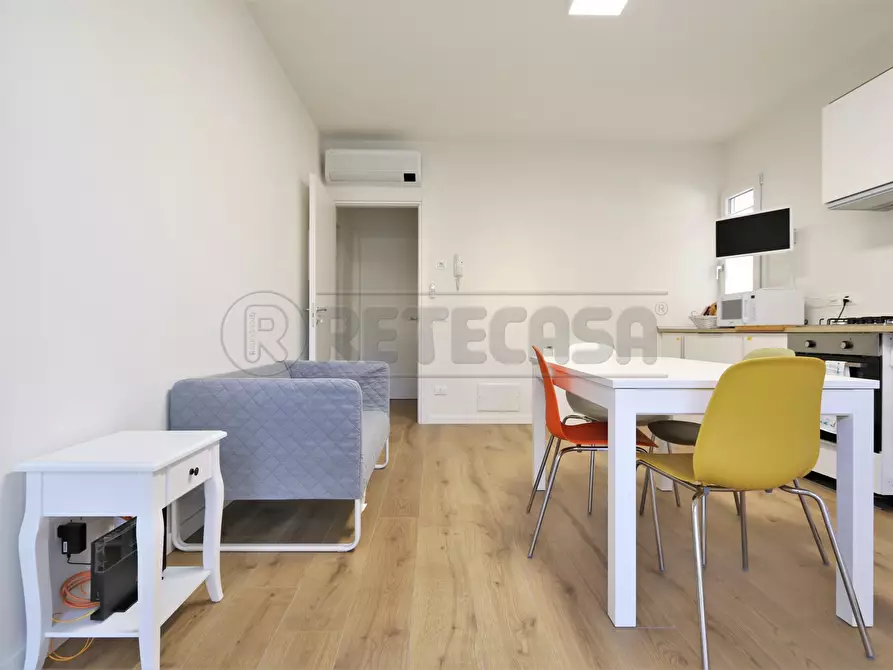 Immagine 2 di Stanza singola in affitto  a Vicenza