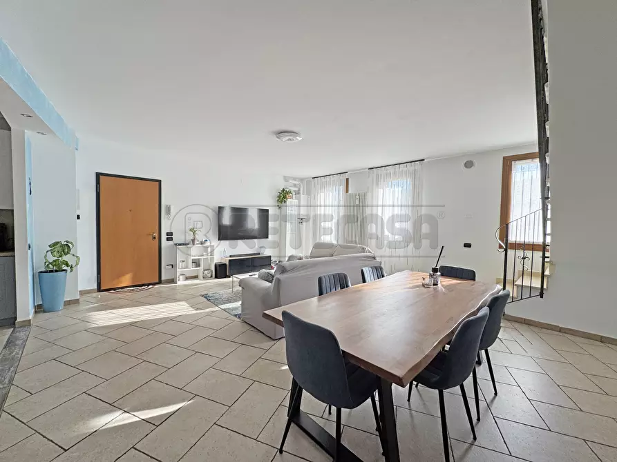 Immagine 2 di Appartamento in vendita  in via palazzina di cereda 12 a Cornedo Vicentino