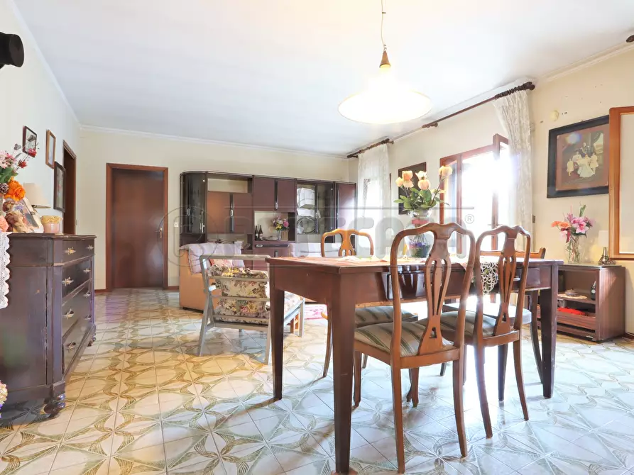 Immagine 33 di Casa bifamiliare in vendita  in Via S. Teobaldo a Longare