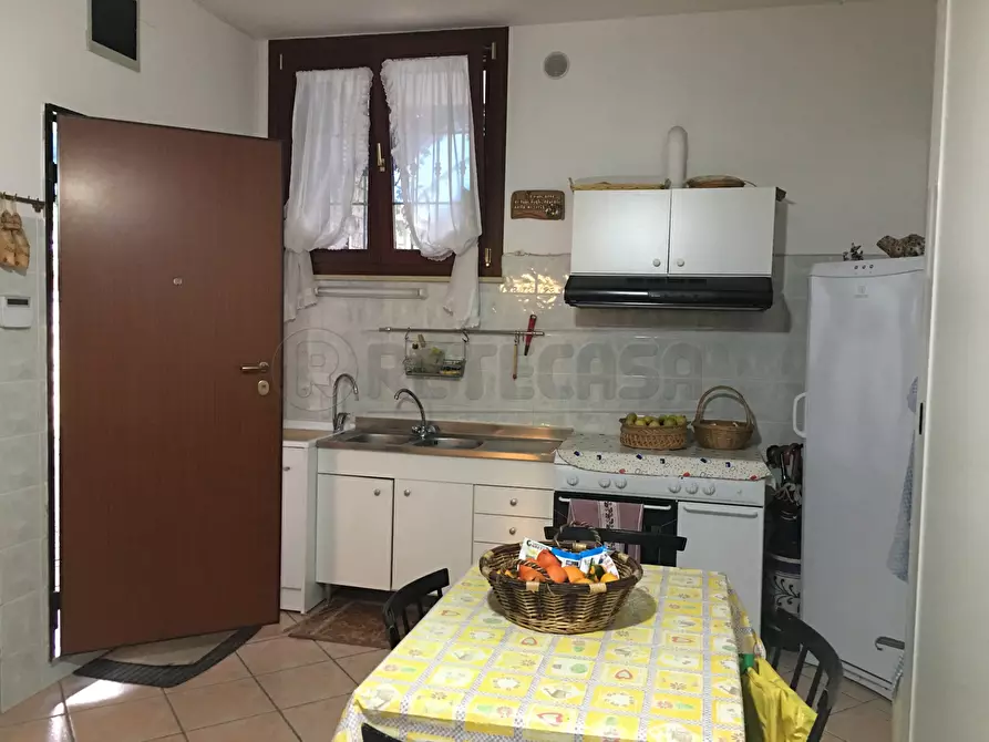 Immagine 32 di Villetta a schiera in vendita  in Via C. Rocci Cerasoli a Gallipoli