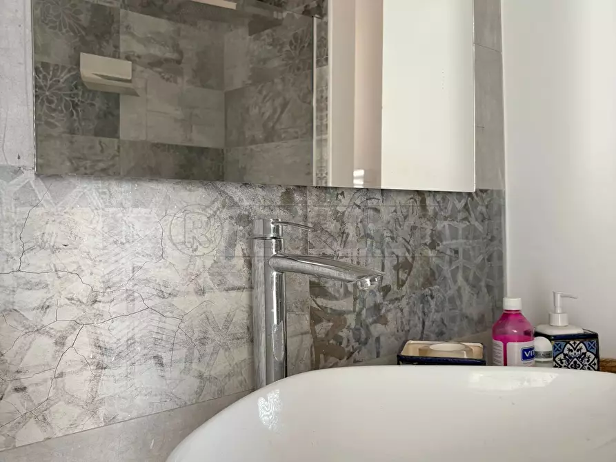 Immagine 24 di Attico in vendita  in Via Gennaro Tescione a Caserta