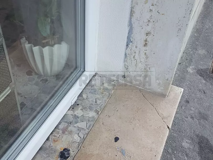 Immagine 6 di Locale commerciale in vendita  in Corso Giuseppe Garibaldi 178 a Viareggio