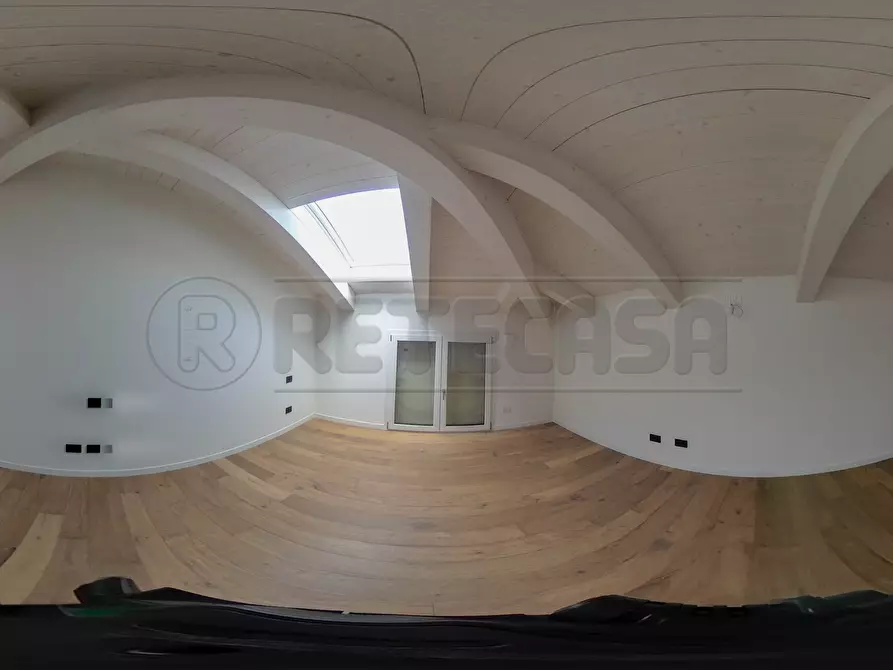 Immagine 42 di Attico in vendita  in Via F. Magellano a Creazzo