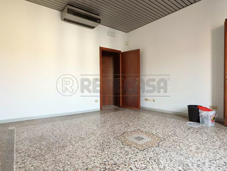 Immagine 6 di Ufficio in affitto  in Corso SS. Felice e Fortunato 3 a Vicenza