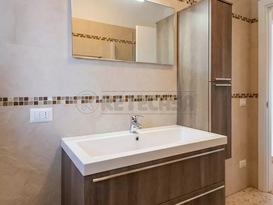 Immagine 38 di Appartamento in vendita  in Via Don Giulio 431 a Pozzoleone