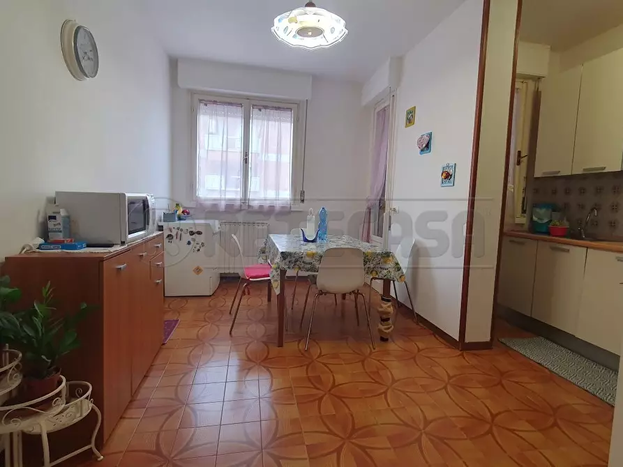 Immagine 5 di Trilocale in vendita  in Via dei Lecci a Viareggio