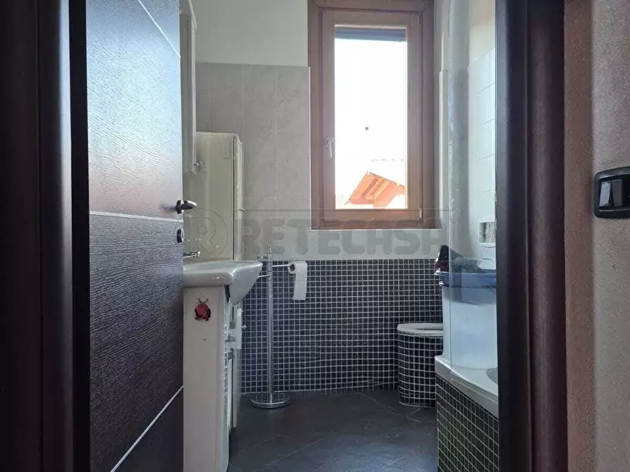 Immagine 11 di Trilocale in affitto  a Cavernago