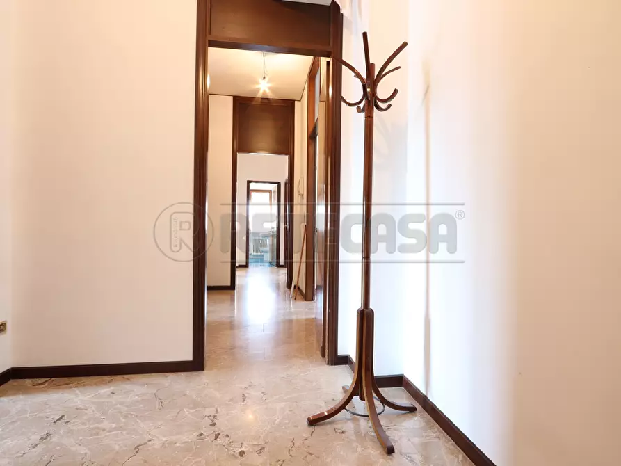 Immagine 6 di Stanza singola in affitto  a Vicenza