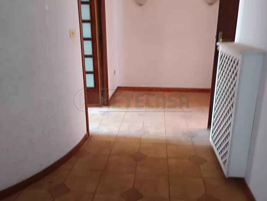 Immagine 4 di Appartamento in vendita  in Via Francesco Ferruccio 6 a Parabita