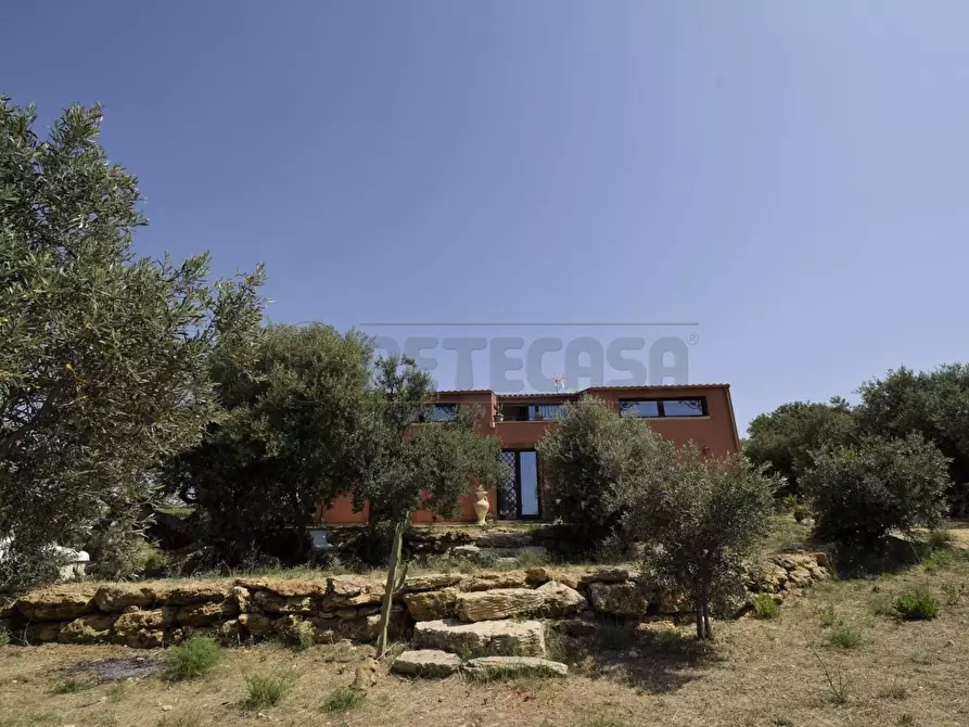 Immagine 27 di Villa in vendita  a Menfi