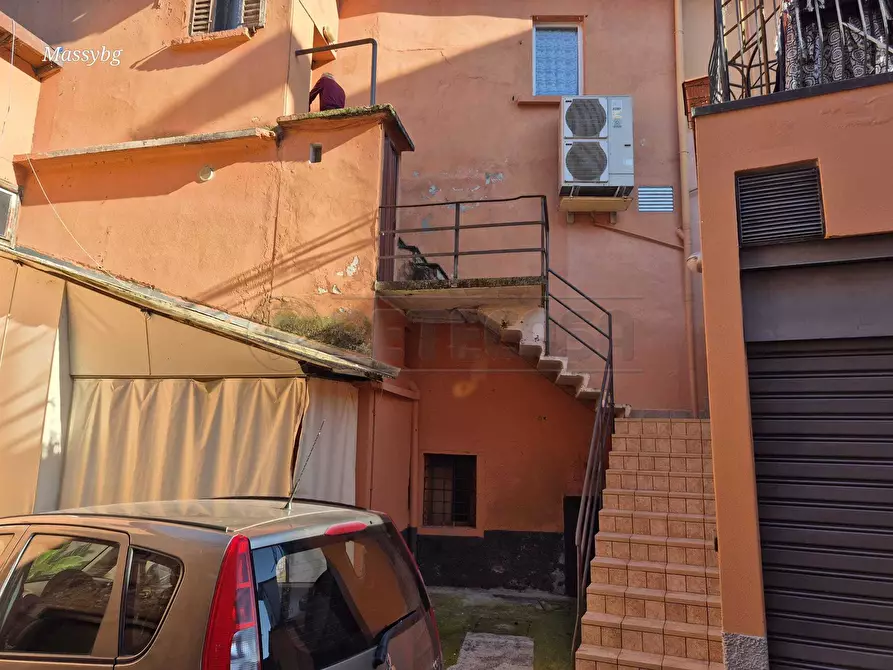 Immagine 6 di Quadrilocale in vendita  in Via Italia 2 a Seriate