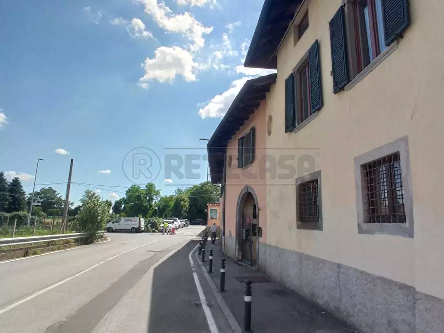 Immagine 2 di Appartamento in vendita  a Bergamo