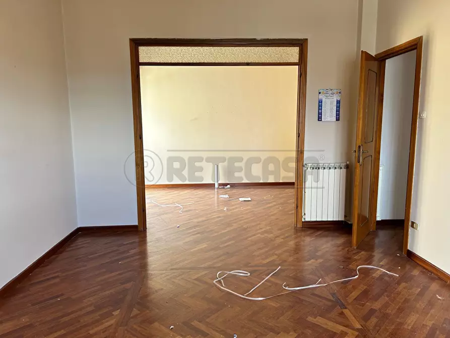 Immagine 5 di Pentalocale in vendita  in Viale Trieste 108 a Caltanissetta