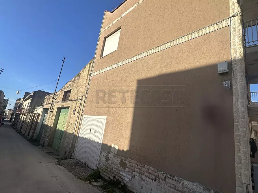 Immagine 18 di Casa indipendente in vendita  a Campobello Di Mazara