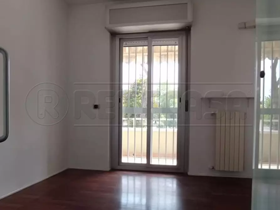 Immagine 10 di Pentalocale in vendita  in Via Eugenio Montale a Marcianise