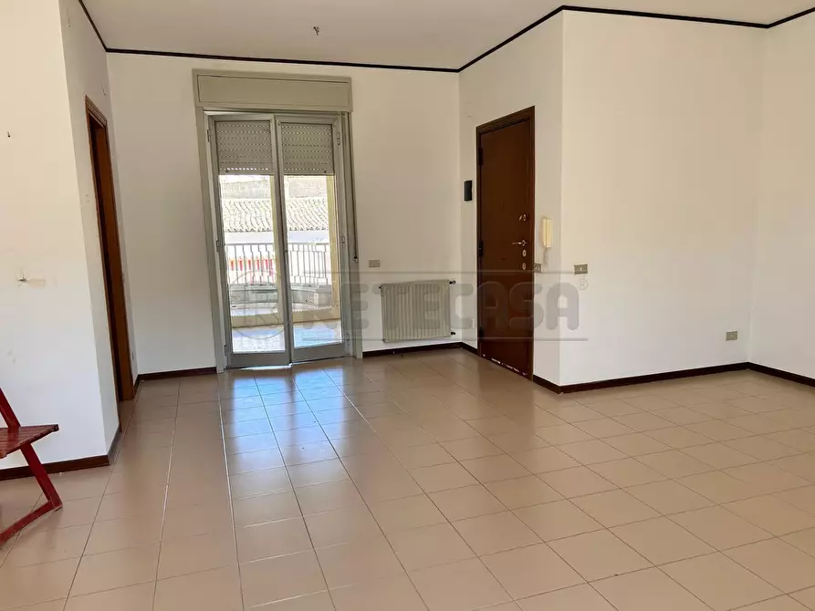 Immagine 19 di Pentalocale in vendita  in Via John F. Kennedy 37 a Caltanissetta