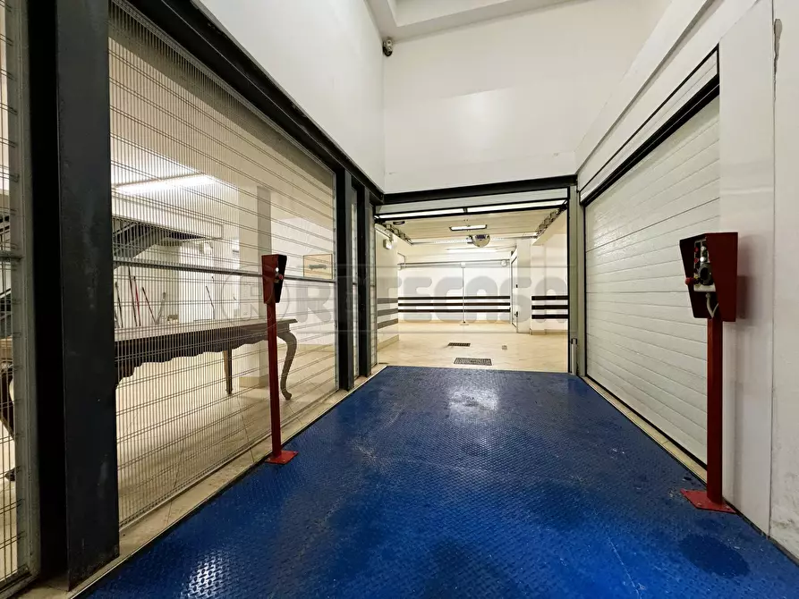 Immagine 22 di Garage in vendita  in Riviera San Benedetto 30 a Padova